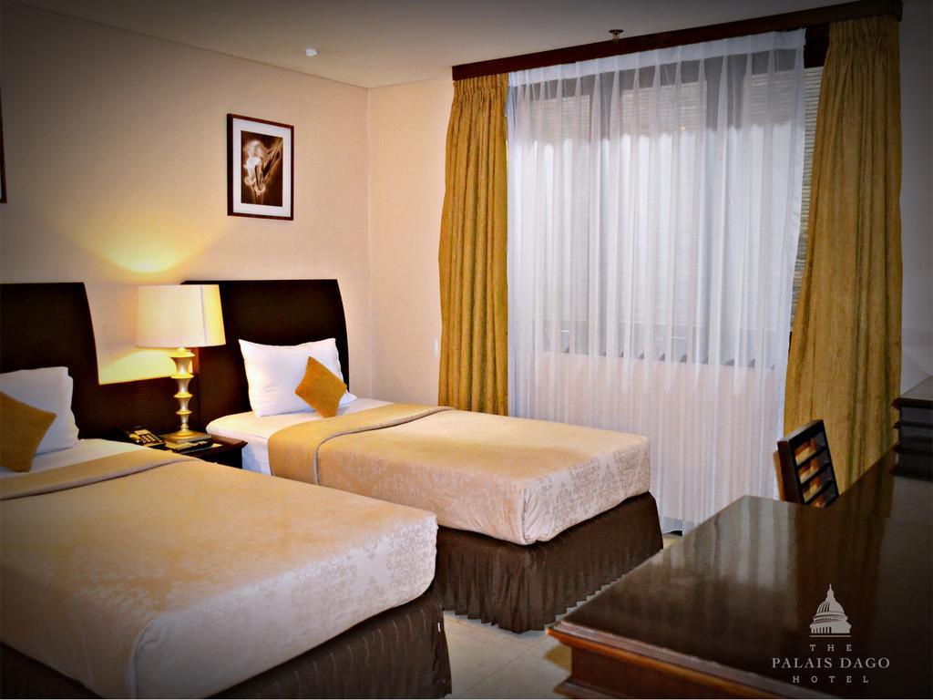 The Palais Hotel Dago Bandung Zewnętrze zdjęcie