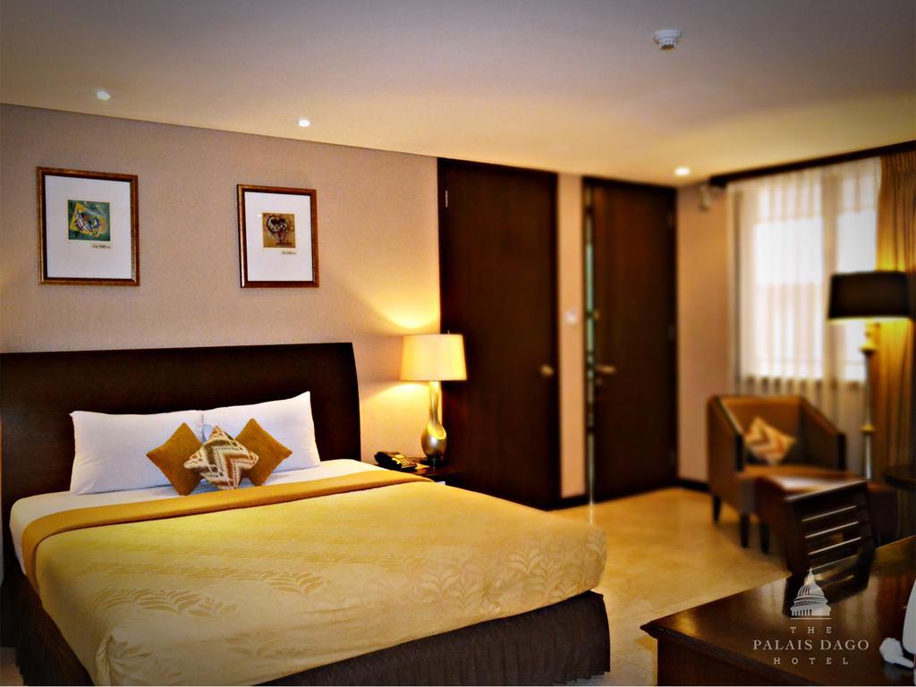The Palais Hotel Dago Bandung Zewnętrze zdjęcie