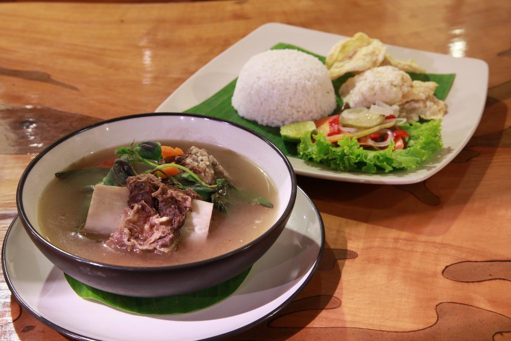 The Palais Hotel Dago Bandung Zewnętrze zdjęcie