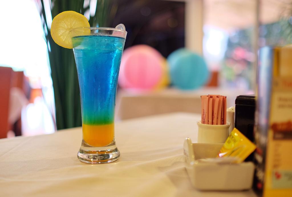 The Palais Hotel Dago Bandung Zewnętrze zdjęcie