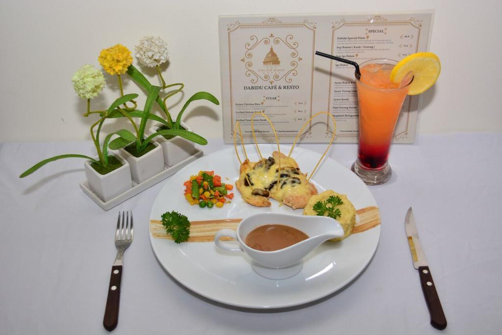 The Palais Hotel Dago Bandung Zewnętrze zdjęcie